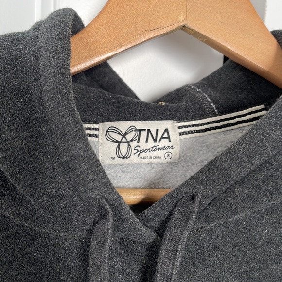 TNA hoodie - Picture 2 of 5